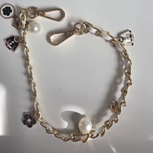 Elegant Gold and Pearl Purse Chain
